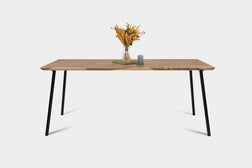 MARTA Walnoothouten eettafel