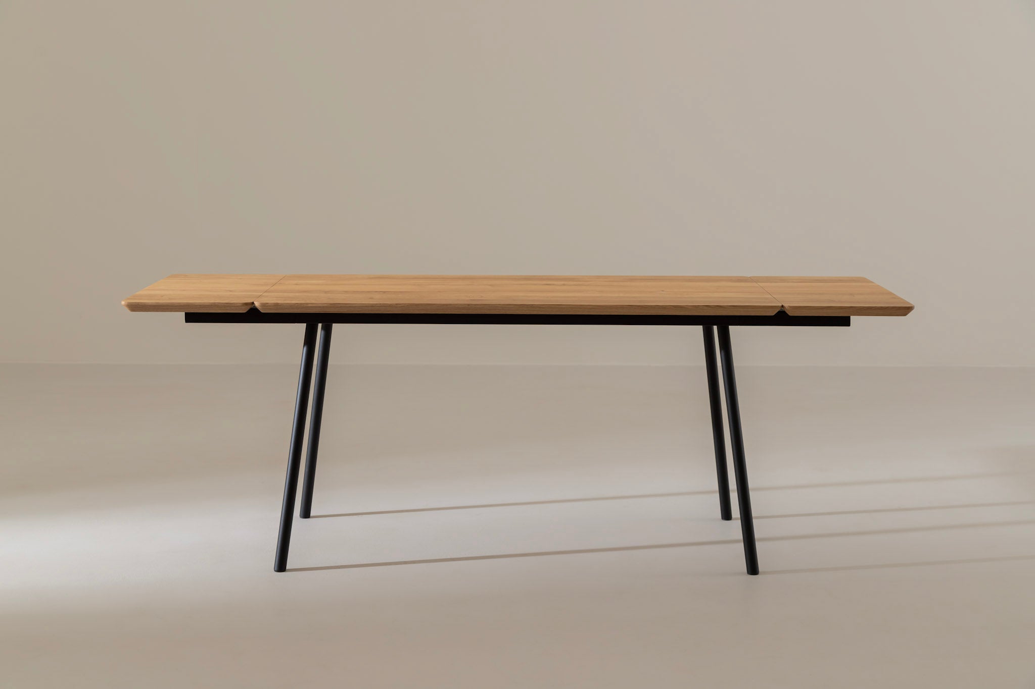 MARTA Oak Extendable Dining Table