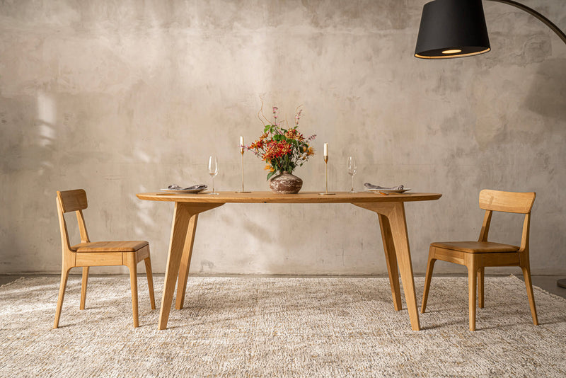AMBER Oval | Dining Table