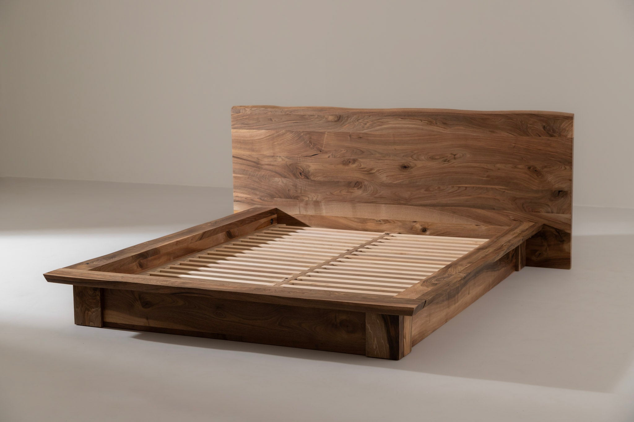 KAATJE Bedframe image 28
