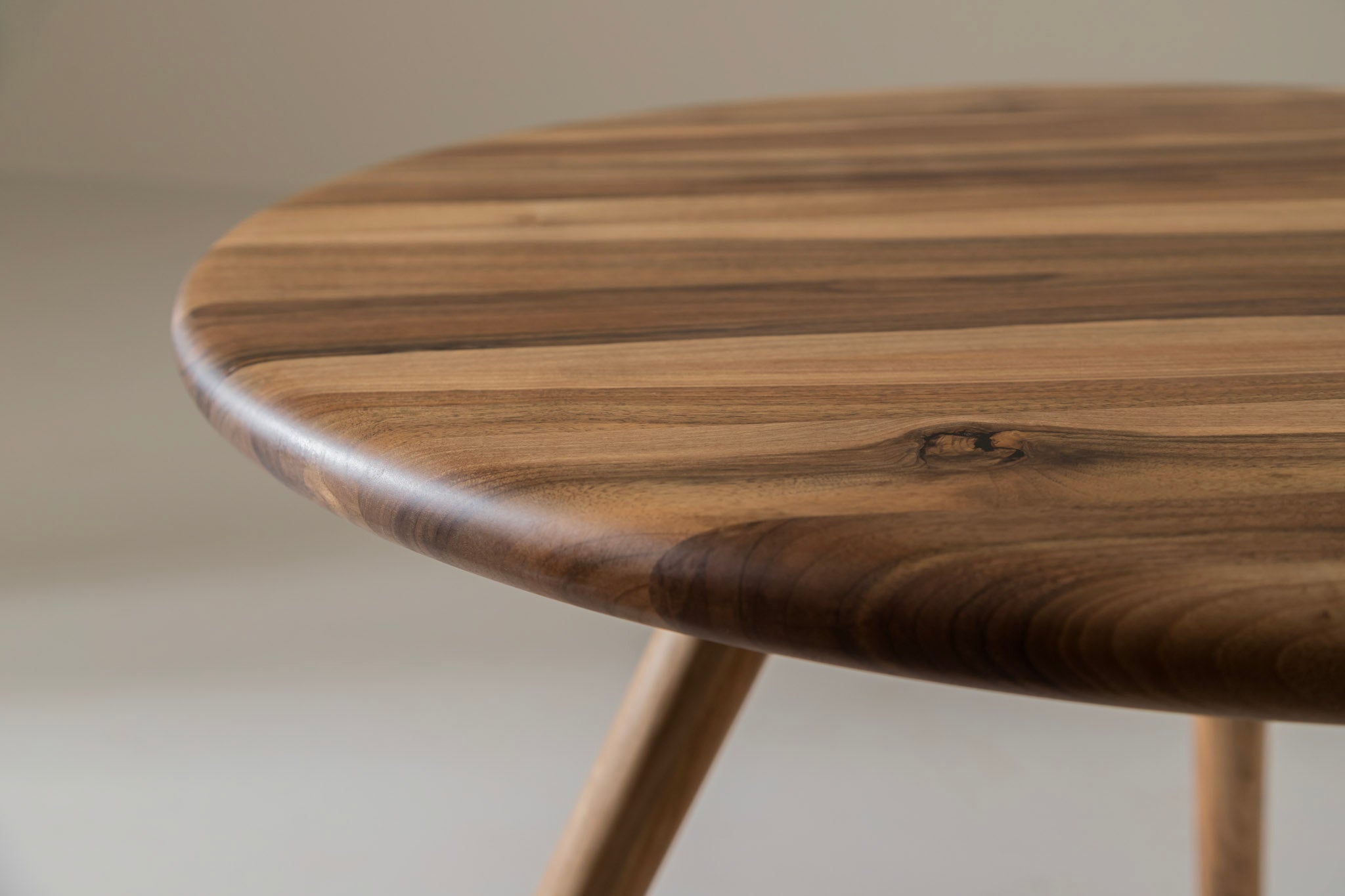 ARLEN Ronde eettafel image 31