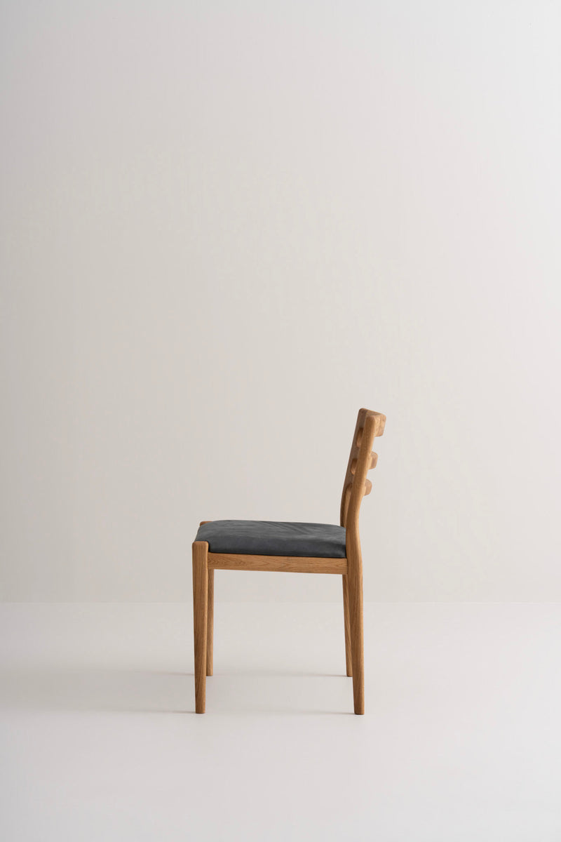 VOSS | Chaise de salle à manger