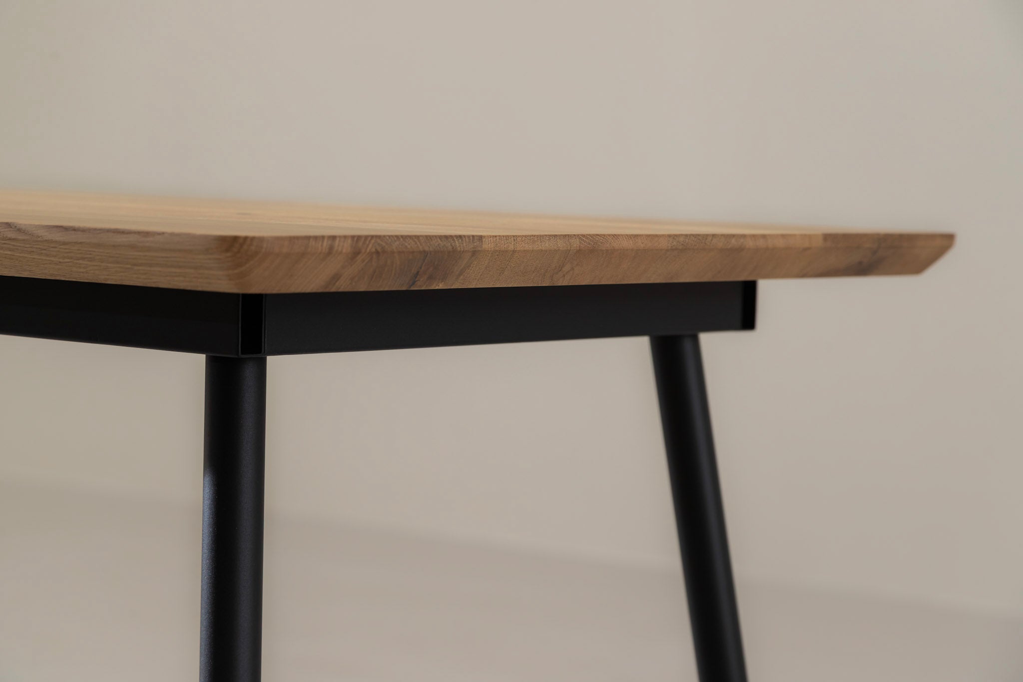 MARTA Table à manger en Chêne 