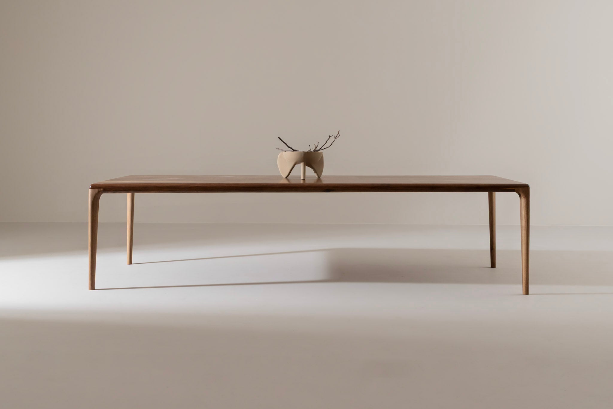 LÜNA S Dining Table image 37