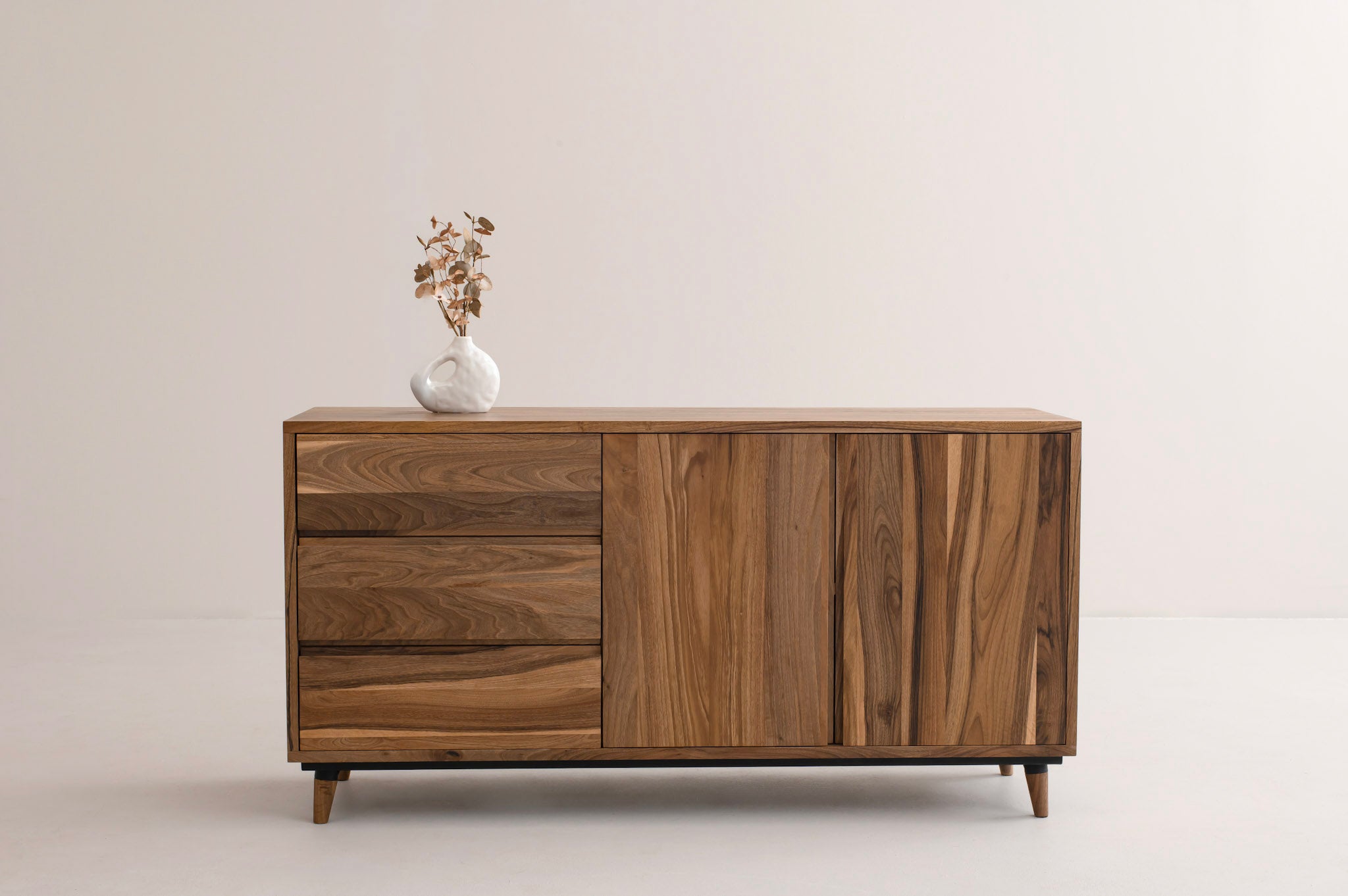METIN Dressoir image 2