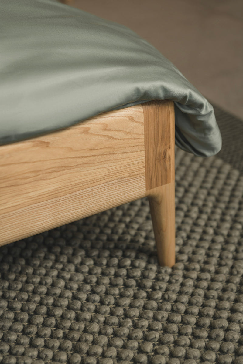 LÜNA Bedframe