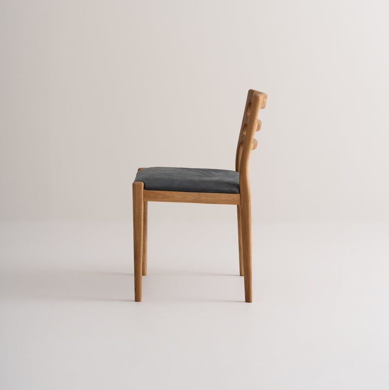 VOSS | Chaise de salle à manger