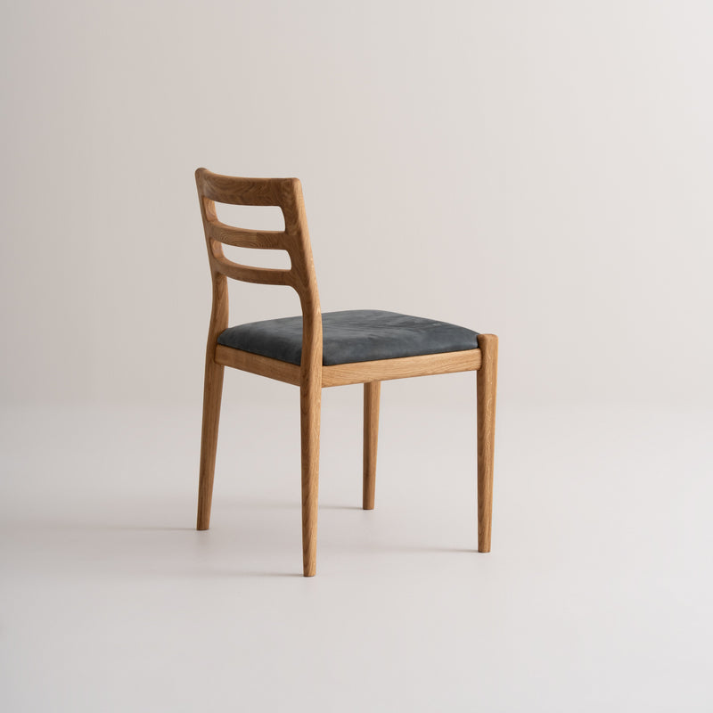 VOSS | Chaise de salle à manger