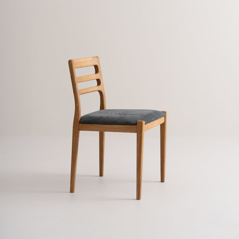 VOSS | Chaise de salle à manger