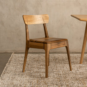 CAROLINA | Chaise en noyer