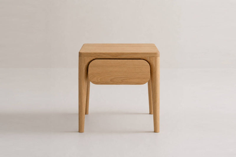 LÜNA Bedside Table