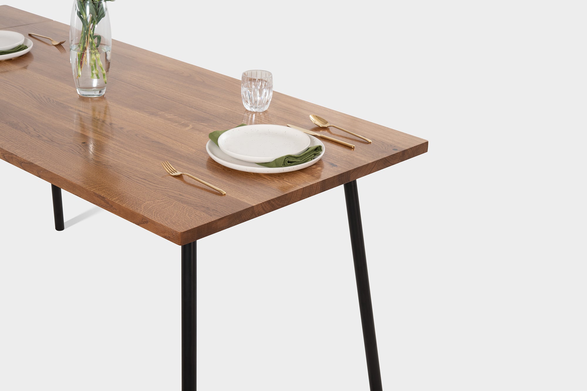 MIRA Eettafel