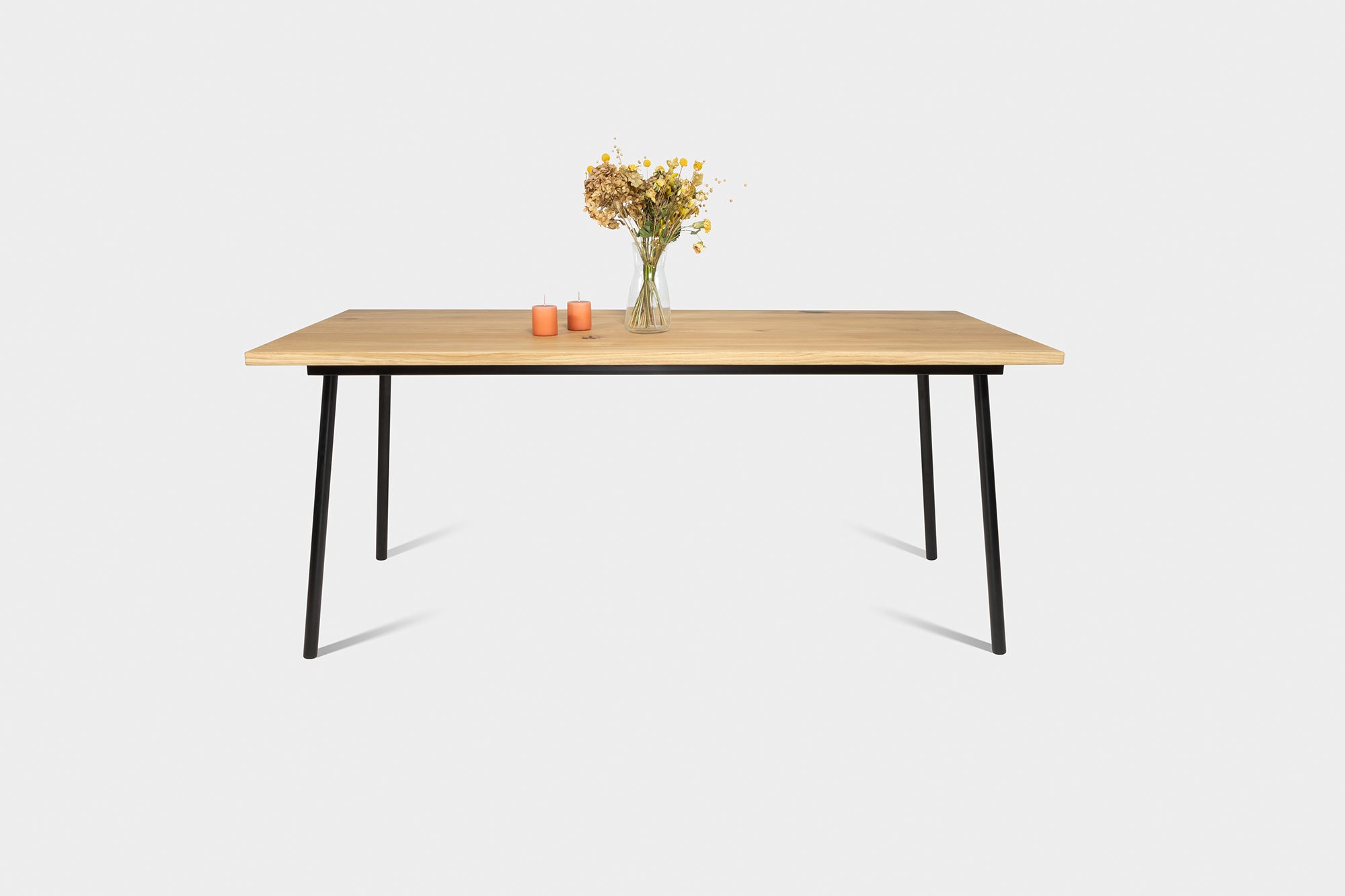 MIRA Eettafel