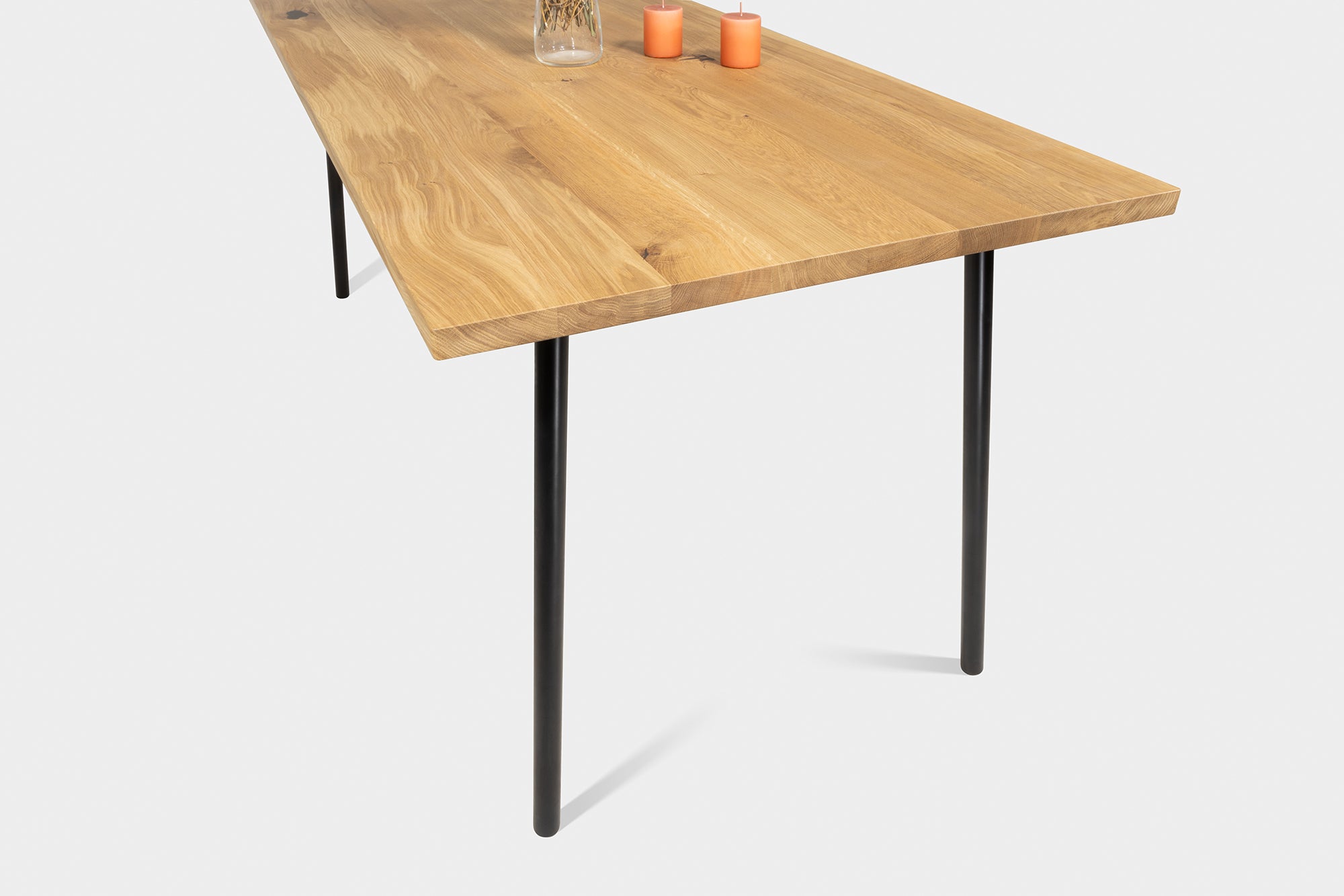 MIRA Eettafel