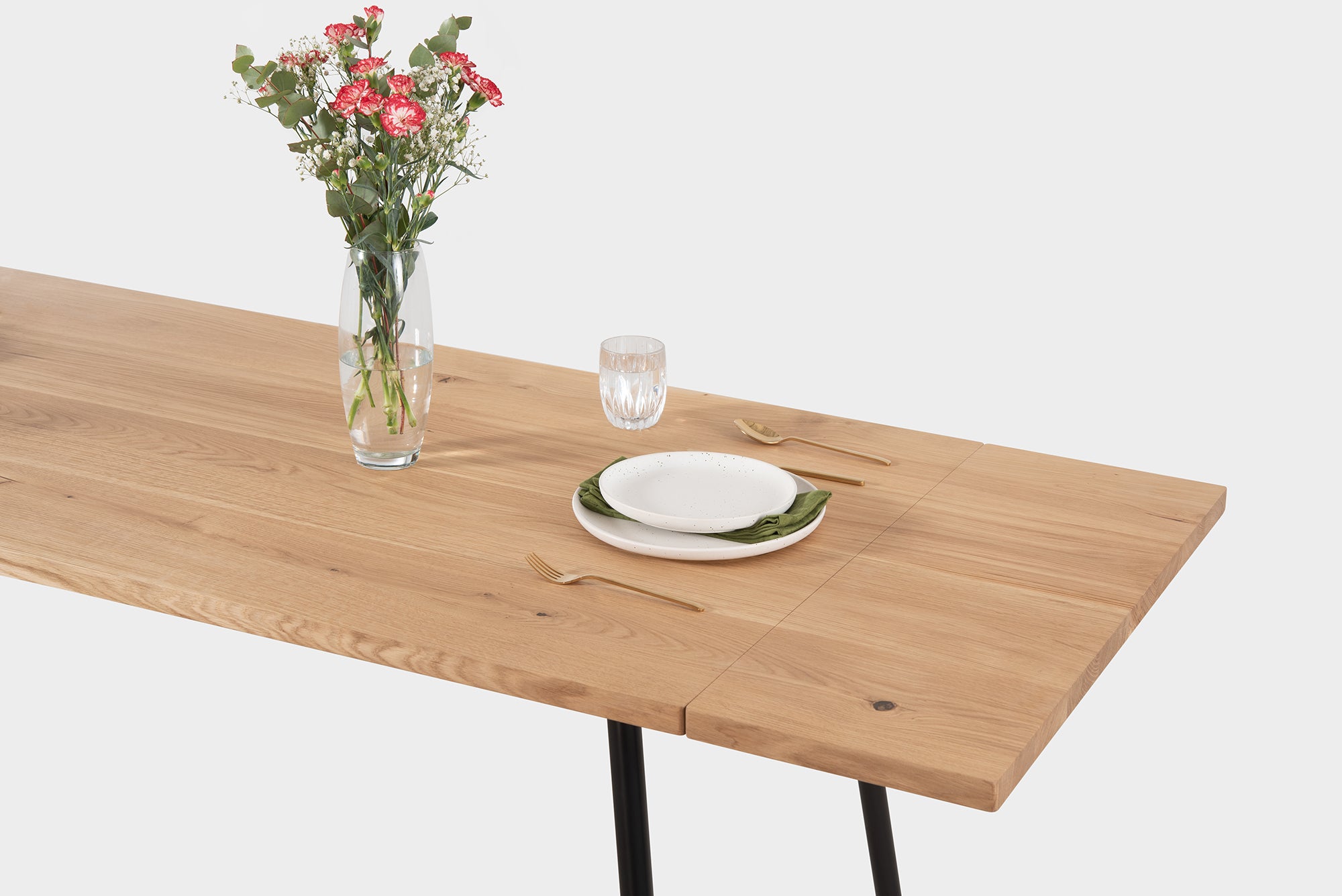 MIRA Eettafel