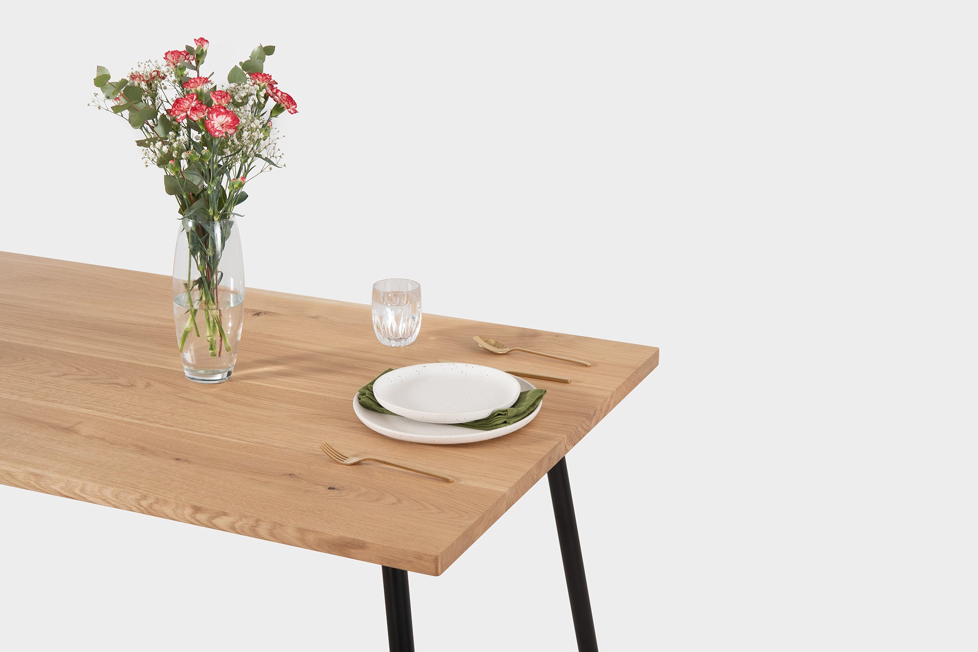 MIRA Eettafel
