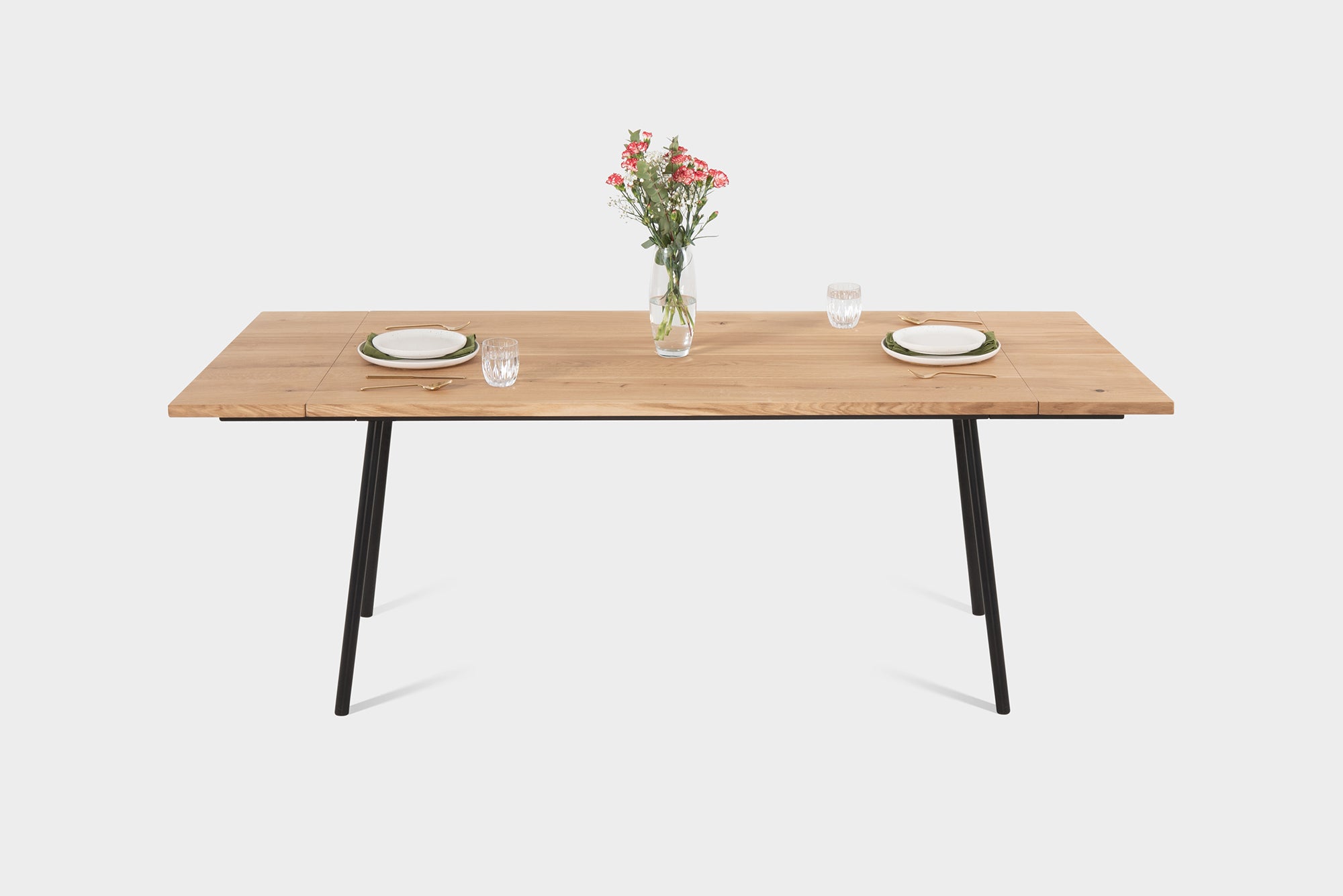MIRA Eettafel