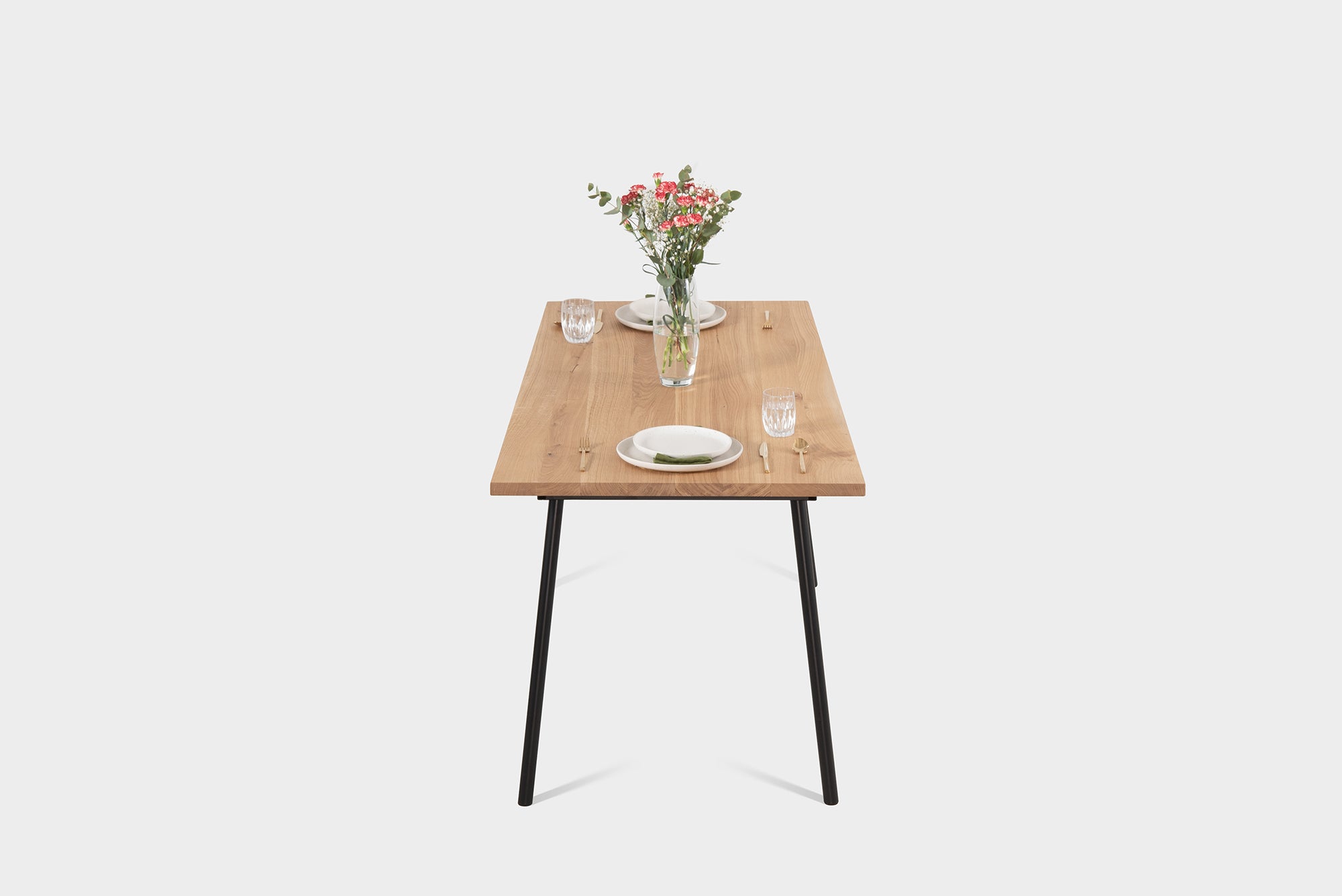 MIRA Eettafel